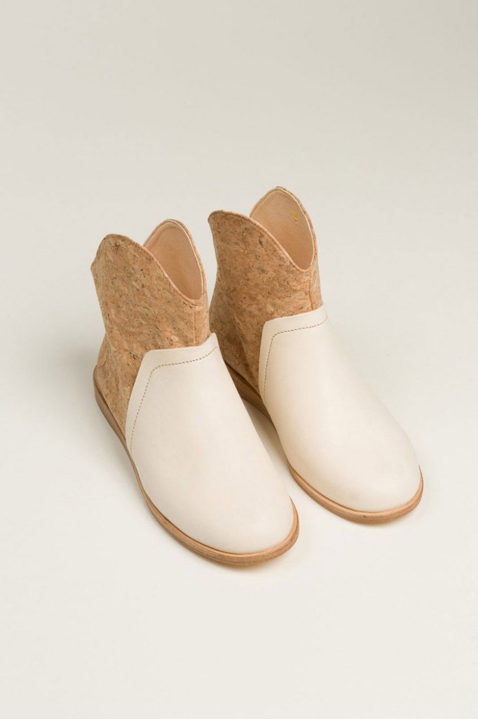 Buty z korka