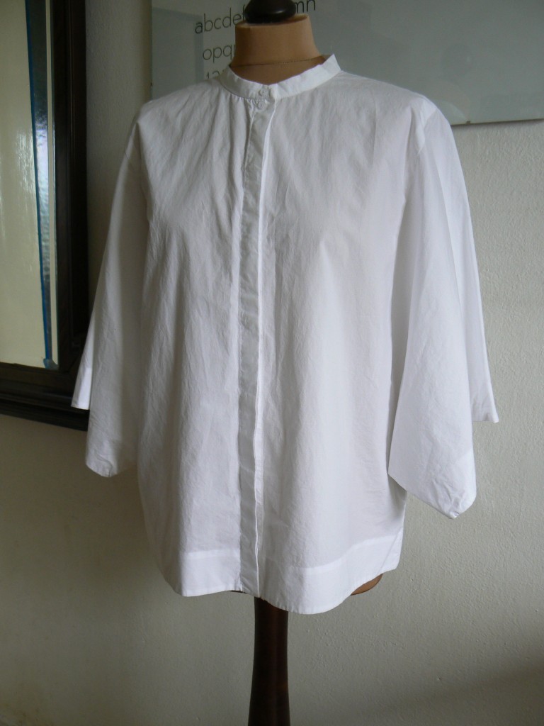 Biała koszula