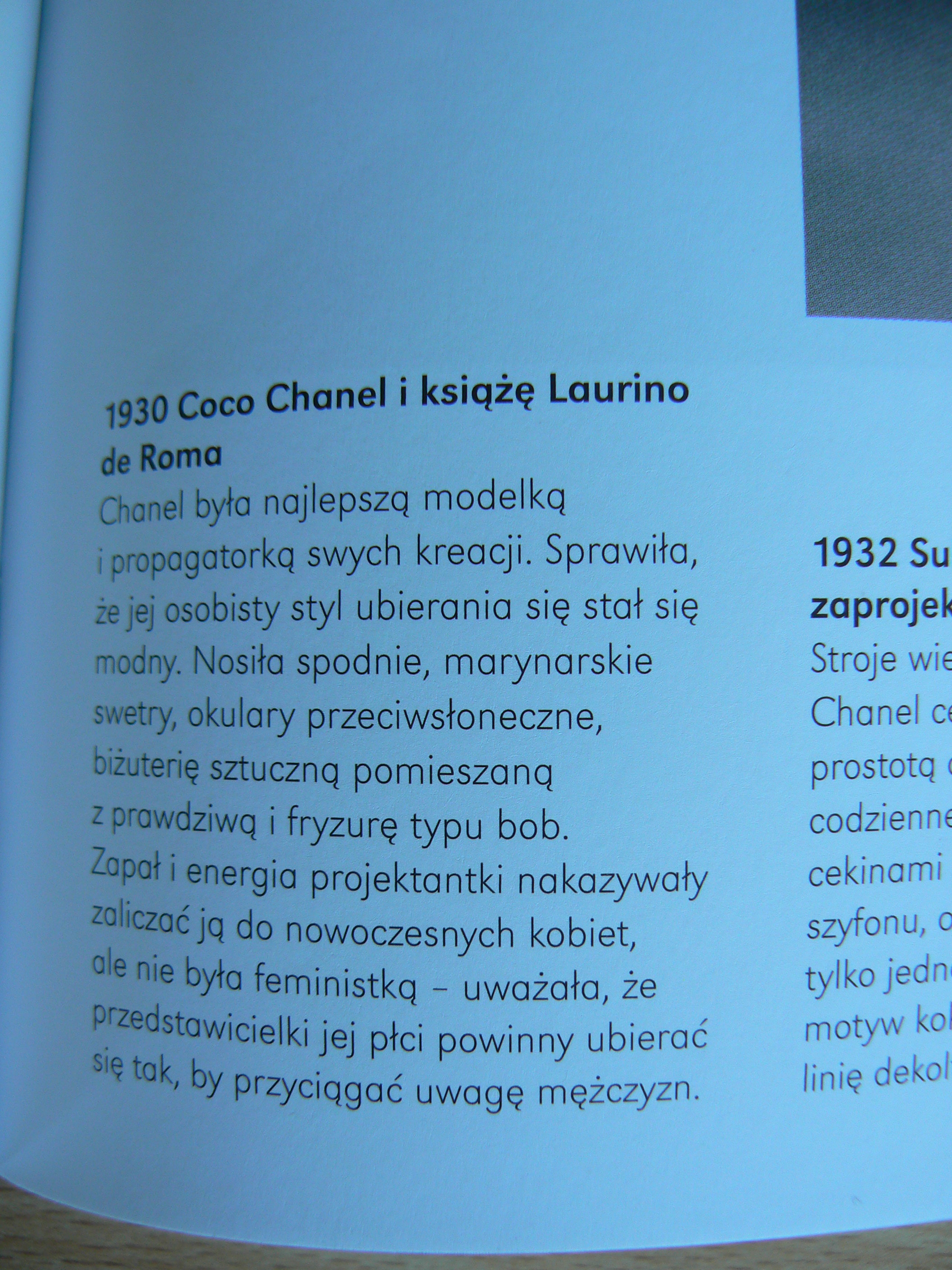 Opis do fotografii powyżej, "100 lat mody", s 123.