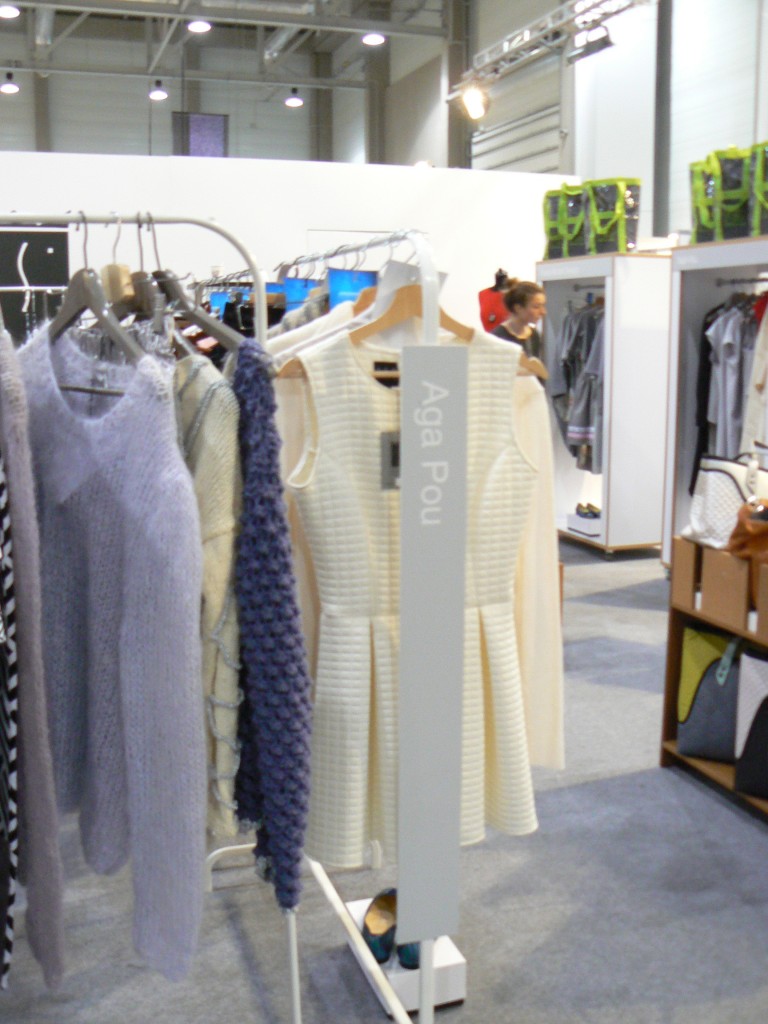 S Ivory Pop Up Store