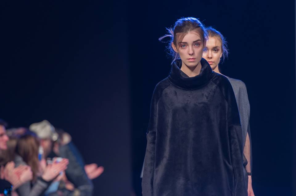 Foto: Mike Pasarella. Źródło zdjęcia.