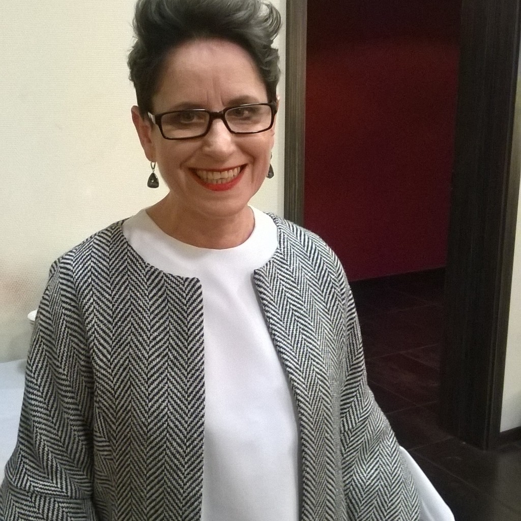 Przed pokazem, strój z kolekcji DIMEL.