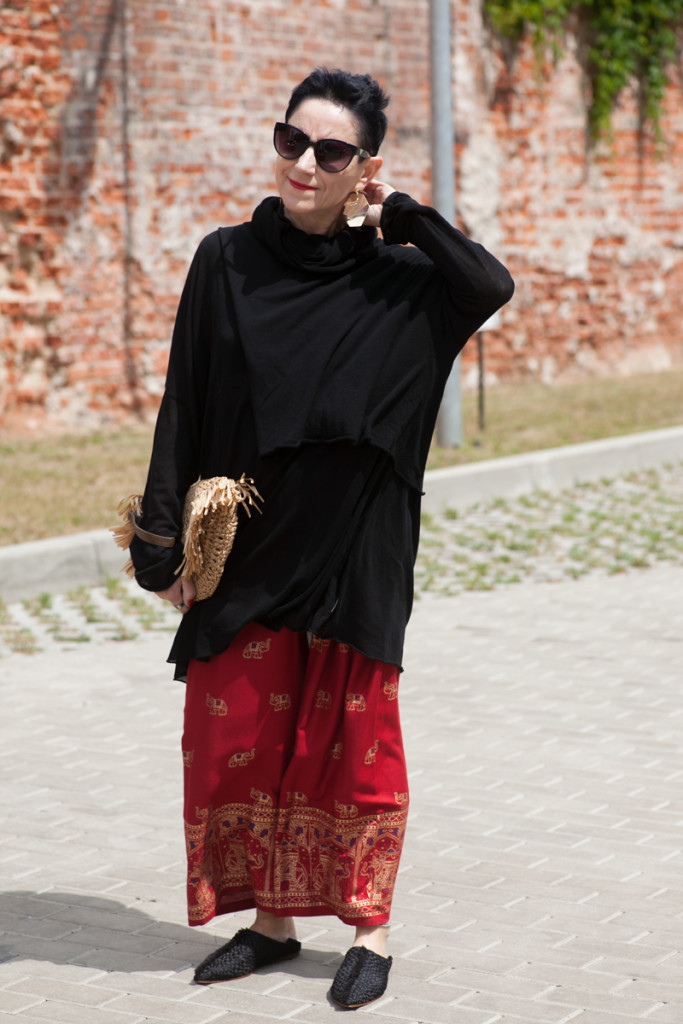 Sweter Studio B3