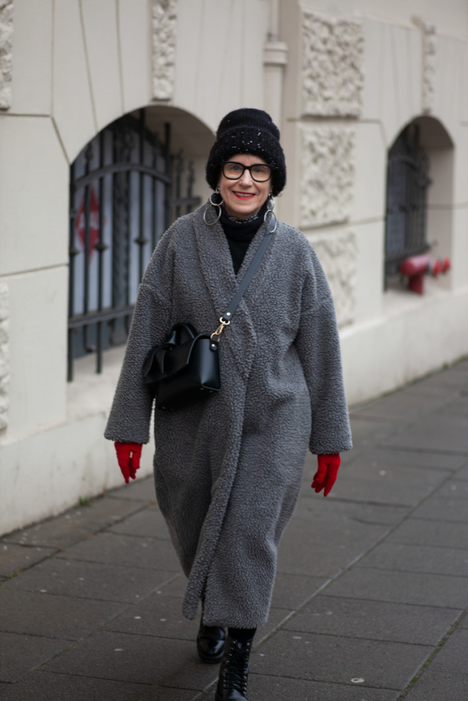 Płaszcz Cat Cat Studio3