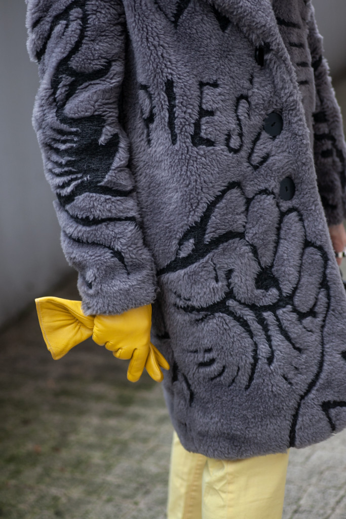 Płaszcz Pan tu nie stał