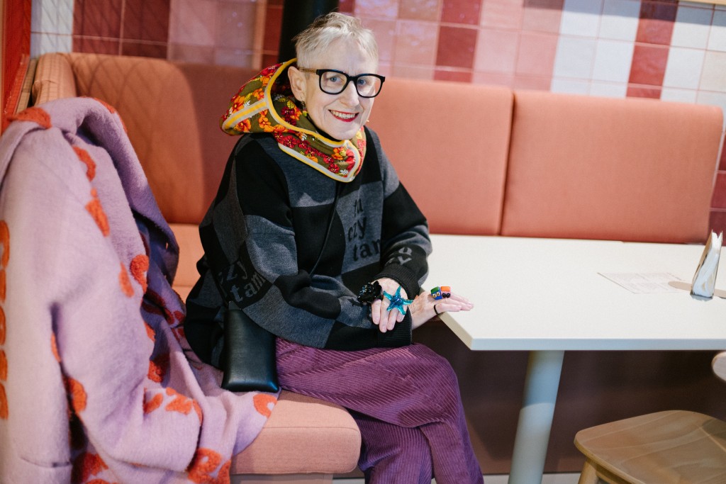 Sweter Pan tu nie stał2