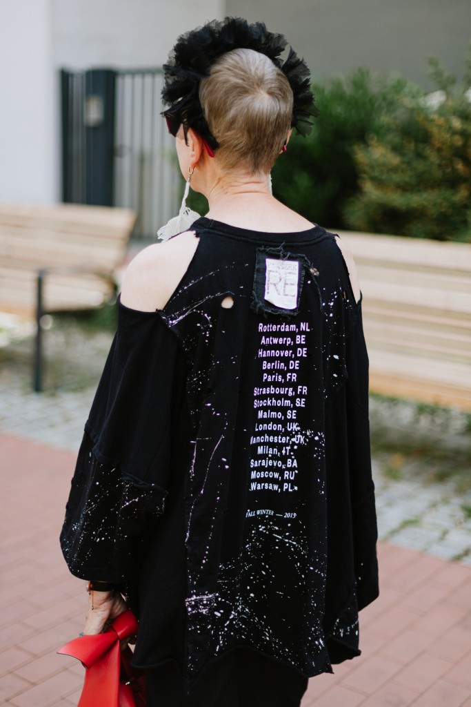 T-shirt PtASZEK i kolczyki Jarosław Ewert8